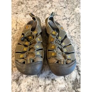 KEEN Newport H2 Water Sandals Olive Green Yellow Men's Size 9.5 US